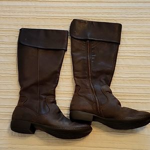 Born soft leather calf boot